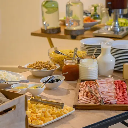 Semesteranläggning (resort) Voevodyno 4*